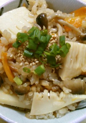 簡単！ 筍 しめじ 人参の 炊き込みご飯-レシピのメイン写真