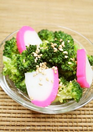 ブロッコリー＆かまぼこ＊わさび醤油和え-レシピのメイン写真