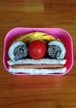 複合技のデコおにぎらず-レシピのメイン写真