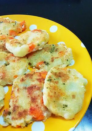 【離乳食後期】野菜と豆腐のおやき-レシピのメイン写真