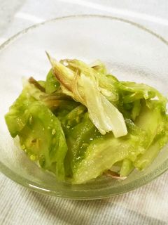 青トマトとミョウガの酢味噌和え☆祖母の味-レシピのメイン写真