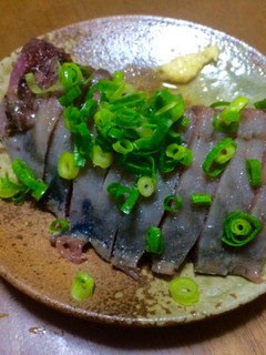 俺流のおつまみ!レバ刺し味?…鰹の刺身-レシピのメイン写真