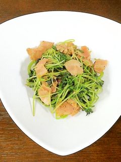 お弁当の隙間に♪簡単節約ベーコン豆苗炒め-レシピのメイン写真