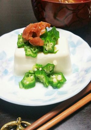 梅干しとおくらで✨さっぱりすっぱ旨な冷奴-レシピのメイン写真