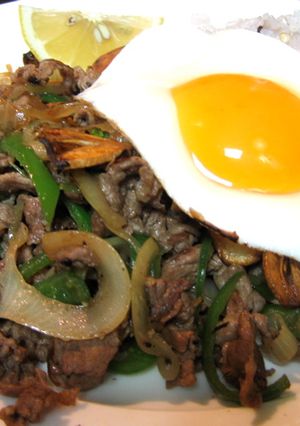 エスニック牛肉炒めかけご飯（ガパオ）-レシピのメイン写真