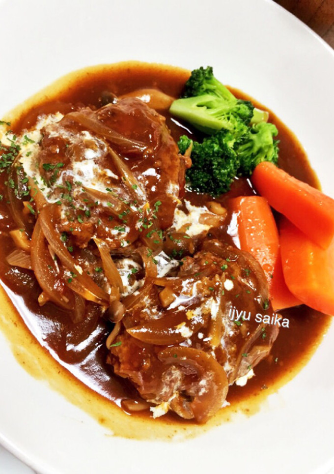 簡単 本格的 煮込みハンバーグ-レシピのメイン写真