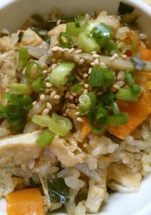 簡単！　ニラと　ごぼうの　炊き込みご飯♪-レシピのメイン写真