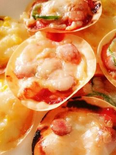餃子の皮で簡単ピザ-レシピのメイン写真