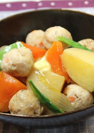 バター香る♪鶏だんごでゴロゴロ肉じゃが★-レシピのメイン写真