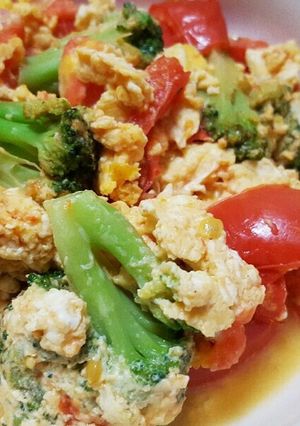 簡単！トマトとブロッコリーの卵炒め-レシピのメイン写真