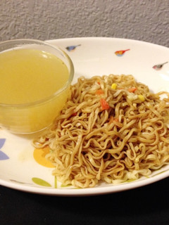 カップラーメンで焼きそばとスープ♡-レシピのメイン写真