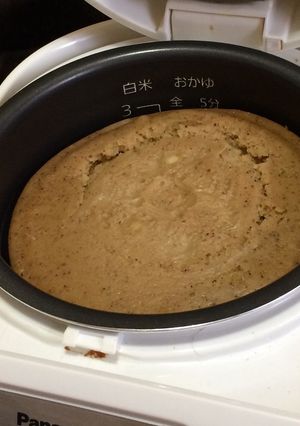 炊飯器で ブラックチョコレートケーキ-レシピのメイン写真