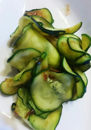 歯応え楽しい　なまのズッキーニおかかあえ-レシピのメイン写真