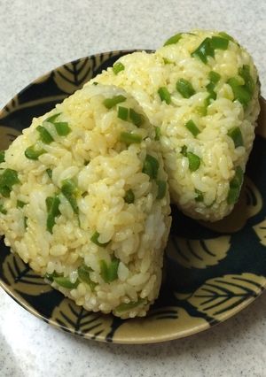 ピーマンのカレーおにぎり-レシピのメイン写真
