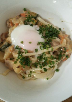 簡単美味☆シチューでうどん☆温玉のせ☆-レシピのメイン写真