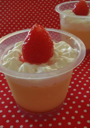 いちごのプリン-レシピのメイン写真