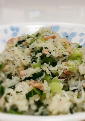 小松菜としらすのペッパー炒飯-レシピのメイン写真