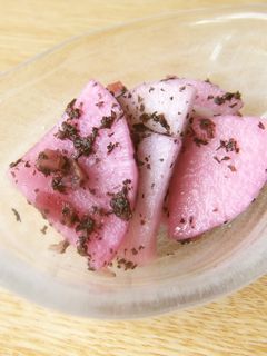 材料2つ★超簡単な大根の漬物!消費にも-レシピのメイン写真