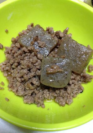 おつまみや丼物に♪ひき肉こんにゃく甘辛煮-レシピのメイン写真