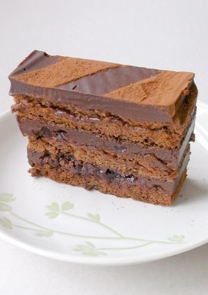 ●ブランデーチェリーの生チョコケーキ●-レシピのメイン写真