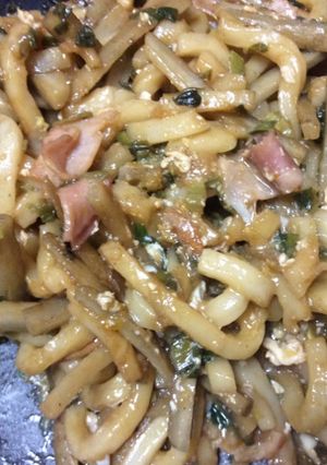冷凍庫にあった物で焼きうどん-レシピのメイン写真
