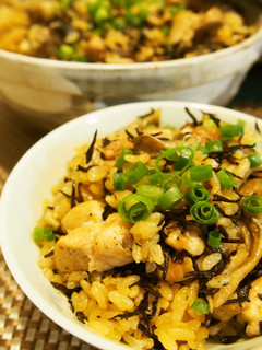 簡単!土鍋で中華風炊き込みご飯!-レシピのメイン写真
