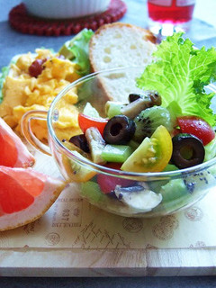 キウイとセロリのマリネサラダ☆-レシピのメイン写真