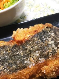 レモン汁で召上がれ♡簡単カレイの竜田揚げ-レシピのメイン写真