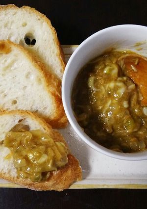 シーチキンカレー☆バケットを添えて-レシピのメイン写真