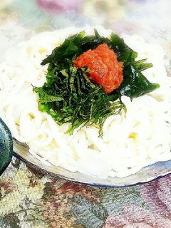 さっぱり!梅とワカメと大葉のざるうどん♥-レシピのメイン写真