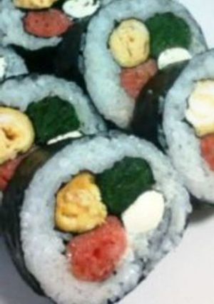 サーモンとクリームチーズの太巻き-レシピのメイン写真