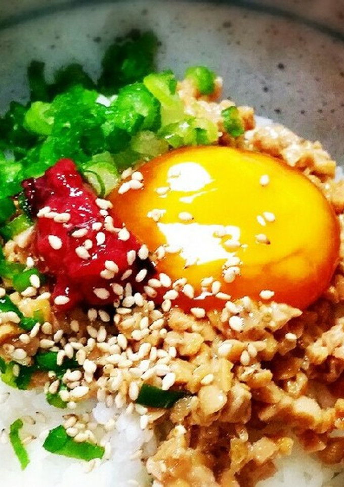 さっぱり！梅納豆の卵黄しょうゆ漬けごはん-レシピのメイン写真