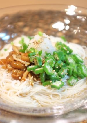 おくらとなめこのおろしぶっかけそうめん♪-レシピのメイン写真