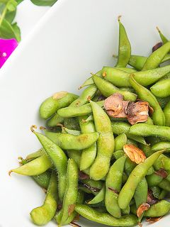 夏のおつまみ☆うまうま枝豆ガーリック炒め-レシピのメイン写真