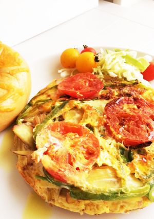 夏野菜のスパニッシュチーズオムレツ-レシピのメイン写真