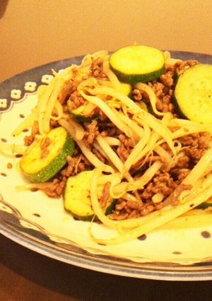 ズッキーニと挽き肉のスタミナ炒め-レシピのメイン写真
