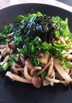 しめじとエリンギのwゴマ炒め-レシピのメイン写真