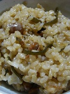 玄米でうまうま炊き込みご飯-レシピのメイン写真