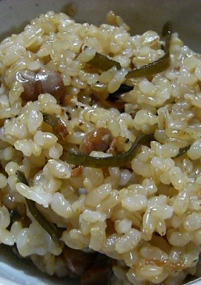 玄米でうまうま炊き込みご飯-レシピのメイン写真