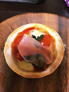 餃子の皮でミニピザ-レシピのメイン写真