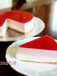 簡単♪3色ラズベリーレアヨーグルトケーキ-レシピのメイン写真