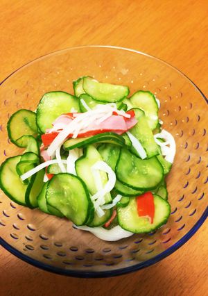 子どもも喜ぶきゅうりとかにかまの酢和え-レシピのメイン写真