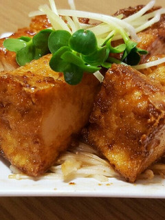 簡単すぎ！韓国風の焼き厚揚げ！-レシピのメイン写真