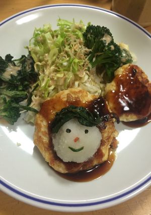 大根おろしハンバーグに顔を描いてみた。-レシピのメイン写真