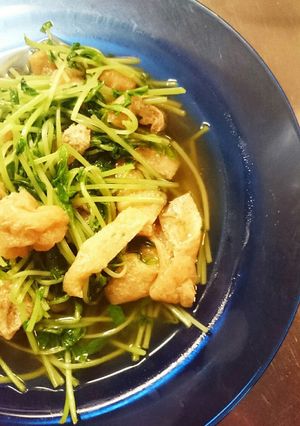 冷やしてサッパリ♪豆苗と油揚げの煮浸し-レシピのメイン写真
