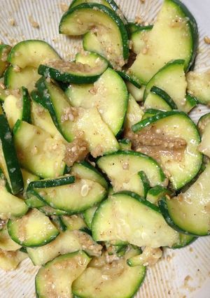実家の味☆ズッキーニのごま和え-レシピのメイン写真
