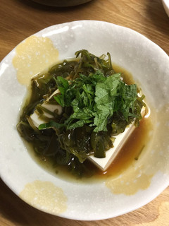 めかぶをのせた冷奴-レシピのメイン写真