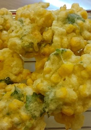 今が旬！とうもろこしとしそのかき揚げ！-レシピのメイン写真