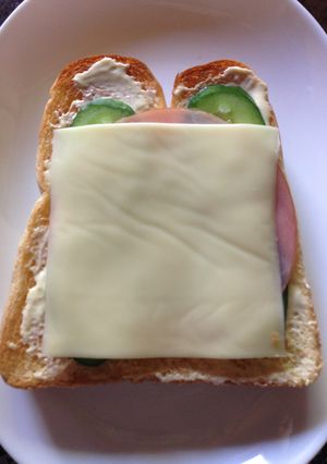 食パン 朝食に簡単きゅうりとハムチーズ-レシピのメイン写真