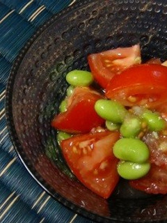トマトと「冷凍のままの枝豆」のサラダ-レシピのメイン写真